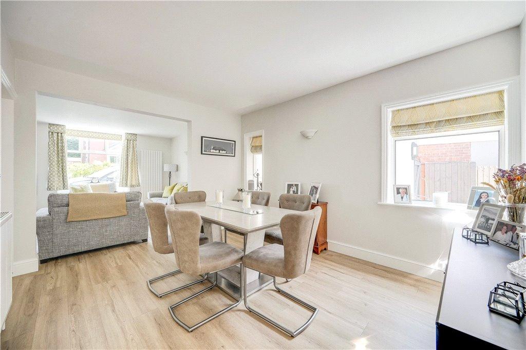 Kitchen/Dining Area