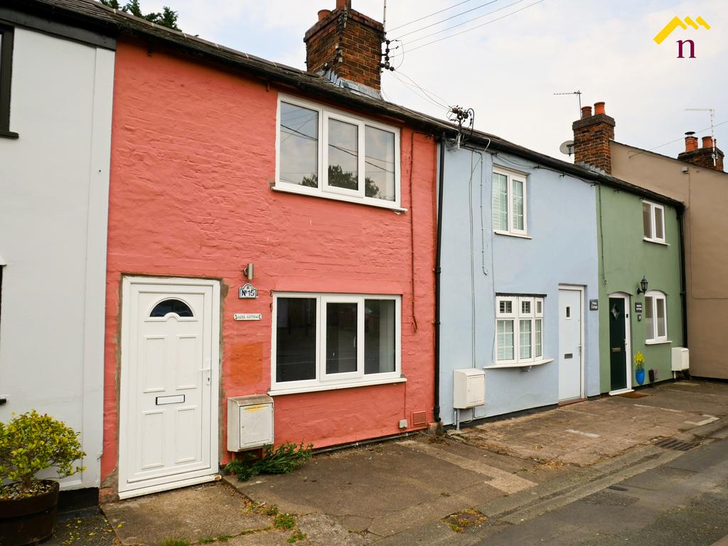 Chester Road, Rossett, LL12 2 bed terraced house for sale £190,000