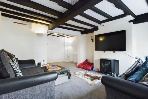 15 Chester Road, Lavister, Wrexham, LL12 0DN