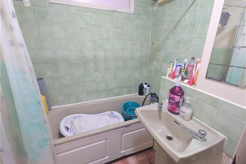 53 Evergreen Way, Hayes, UB3 2BQ