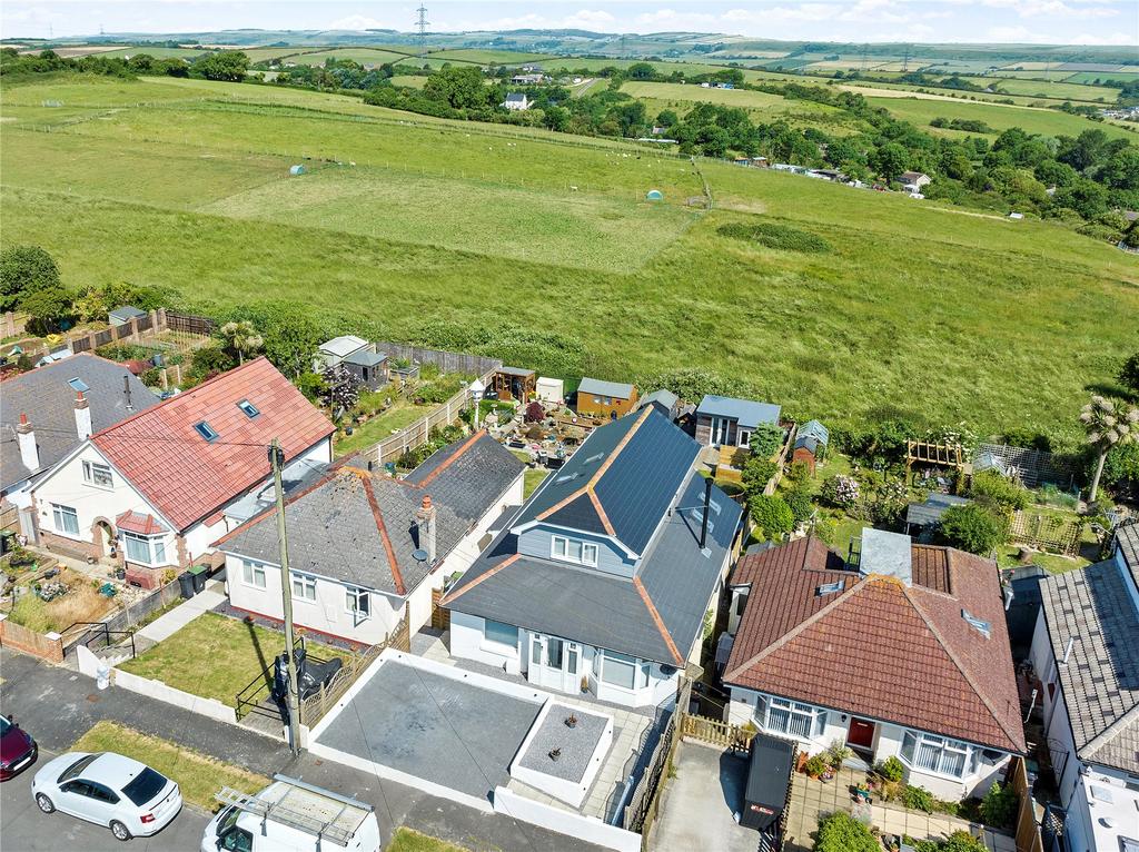 Southill, Weymouth, Dorset 4 bed detached house for sale £500,000