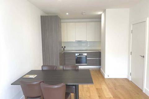 2 bedroom flat to rent, Hounslow Central