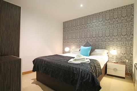 Studio to rent, Salts Mill Road, Shipley, Bradford, BD17