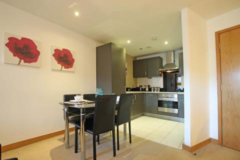 Studio to rent, Salts Mill Road, Shipley, Bradford, BD17