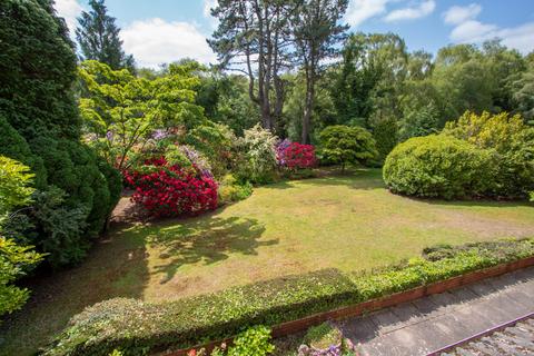 4 bedroom detached house for sale, Hawkins Lane, West Hill