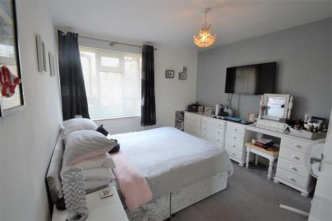 72 Winslow Way, Feltham, TW13 6QD