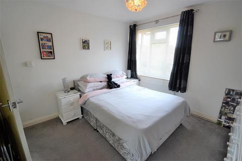 72 Winslow Way, Feltham, TW13 6QD
