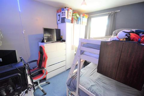 72 Winslow Way, Feltham, TW13 6QD
