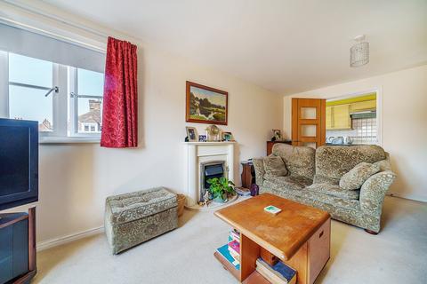 2 bedroom flat for sale - George Street, Warminster, BA12