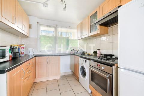 4 bedroom apartment to rent, Bemerton Estate, London, N1
