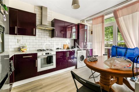 3 bedroom property to rent, Brecknock Road, London, N19