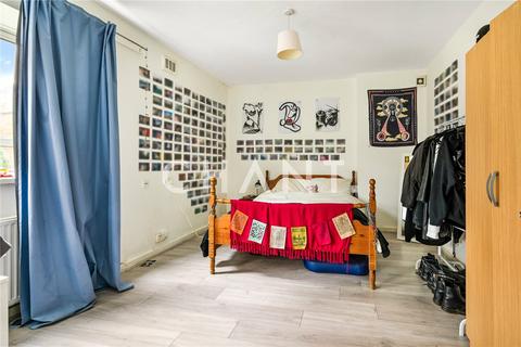 3 bedroom property to rent, Brecknock Road, London, N19