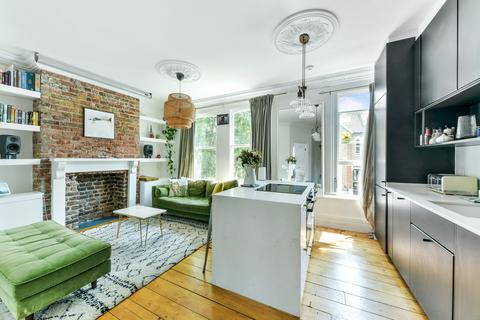 Flat C, 1 Kenmure Road, London, E8 1JU