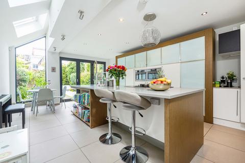 4 bedroom terraced house to rent, Narborough Street, Fulham, London, SW6