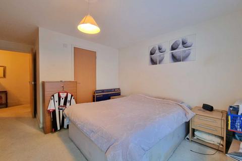 70 Broomwade Close, Ipswich, IP2 0ED