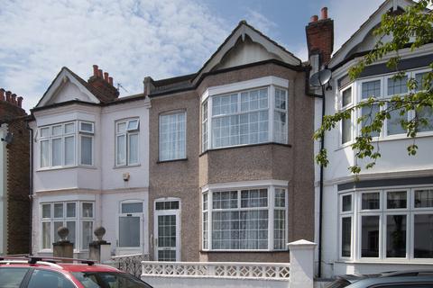 26 Royston Road, London, SE20 7QN