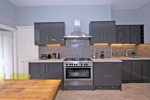 24 Beechgrove Terrace, Aberdeen, AB15 5ED