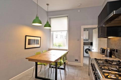 24 Beechgrove Terrace, Aberdeen, AB15 5ED