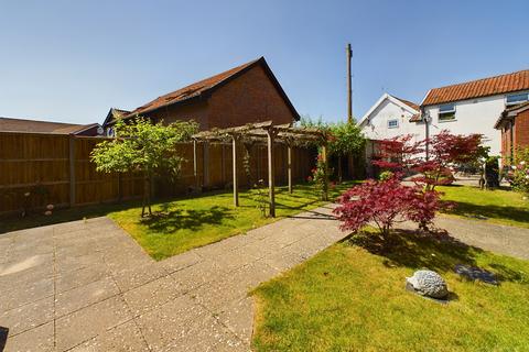 1 bedroom flat for sale - Thetford Road, Watton, IP25