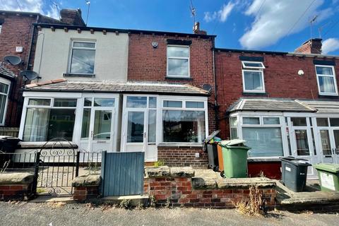 2 bedroom terraced house to rent, Springfield Mount, Horsforth, Leeds, West Yorkshire, LS18