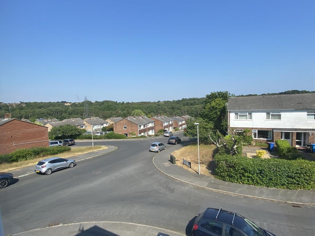 Mayford Road, Poole BH12 2 bed flat for sale £220,000