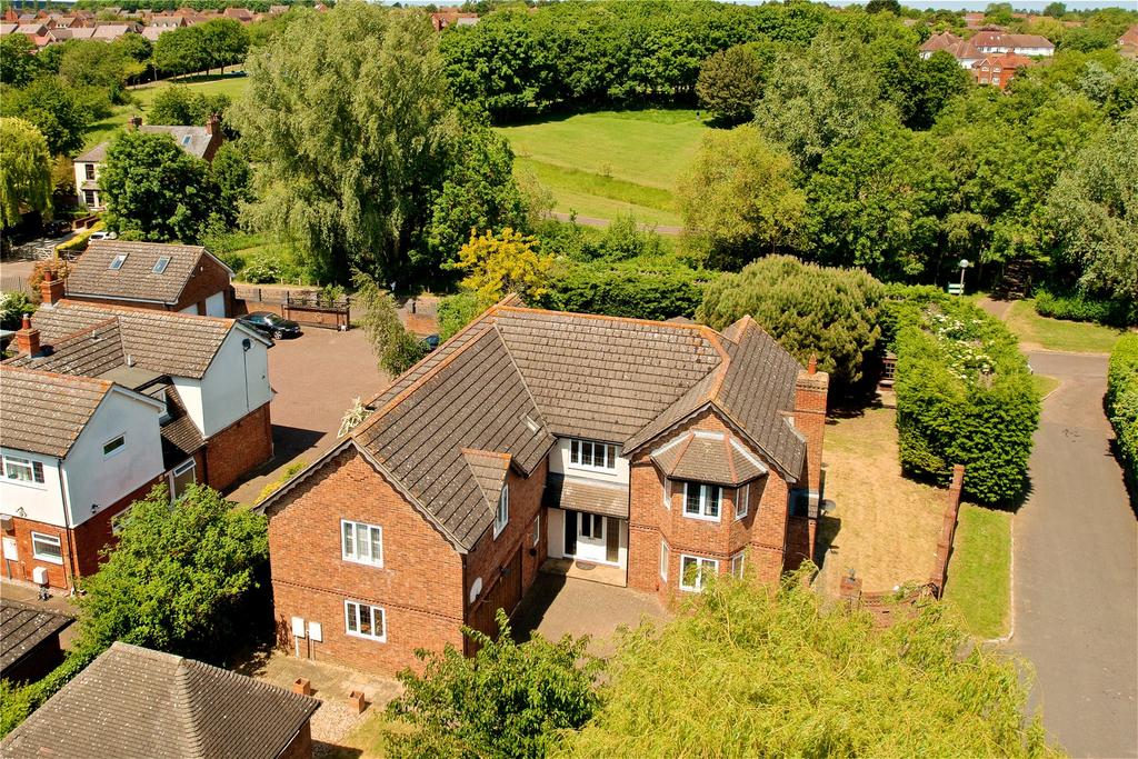 Copes Haven, Shenley Brook End, Milton Keynes, Buckinghamshire, MK5 5