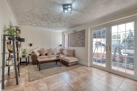 129 Northleach Close, Church Hill, Redditch, B98 8RD
