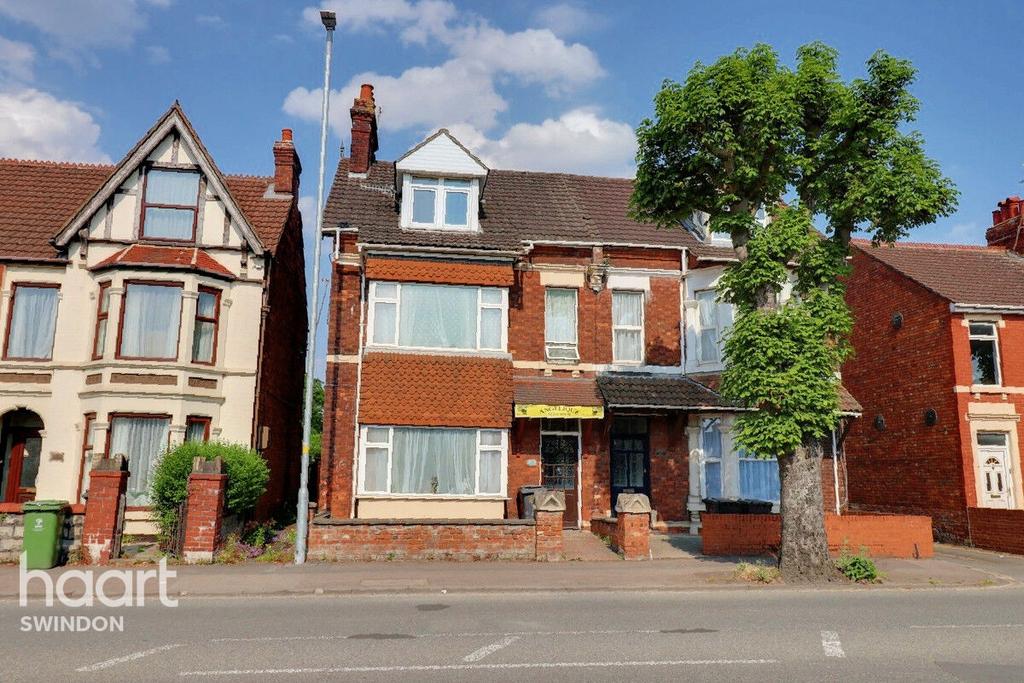 County Road, Swindon 6 bed semidetached house for sale £400,000