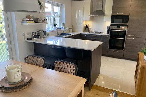 3 bedroom semi-detached house to rent, Deeside View, Aberdeen, AB12