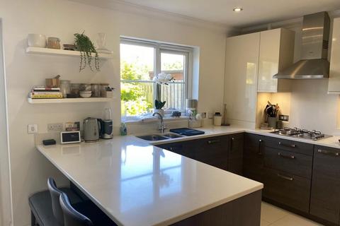 3 bedroom semi-detached house to rent, Deeside View, Aberdeen, AB12