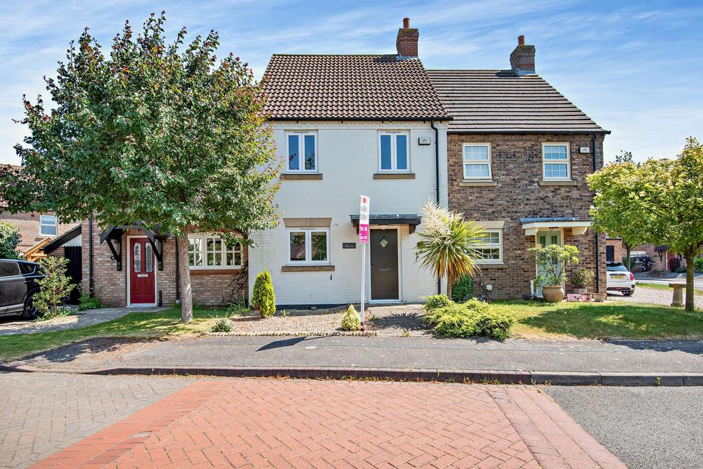 Saxilby, Lincoln LN1 3 bed terraced house for sale £210,000