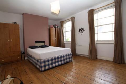 4 bedroom house to rent, Mitford Road, Archway, N19