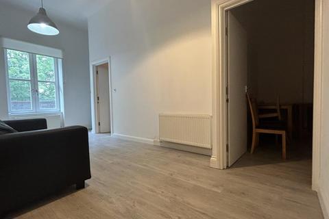 3 bedroom apartment to rent, Crescent Road, Crouch End, N8