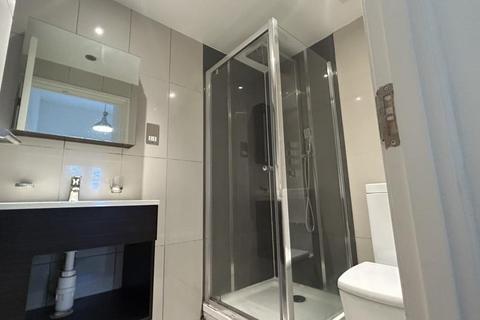 3 bedroom apartment to rent, Crescent Road, Crouch End, N8