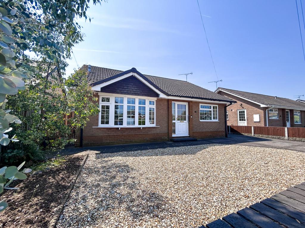 2 Bedroom Detached Bungalow for Sale