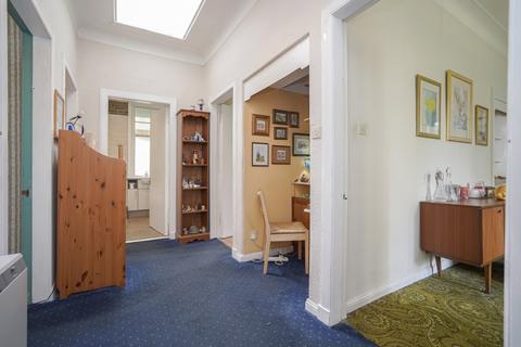 44 Calside, Paisley, PA2 6DE