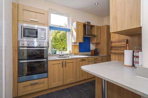 44 Calside, Paisley, PA2 6DE