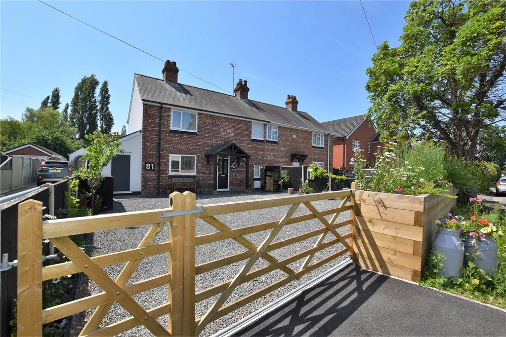 Saughall Massie Lane, Upton, Wirral, CH49 3 bed semidetached house for