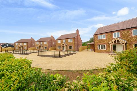 4 bedroom detached house for sale, Carrstone Crescent , Snettisham