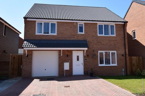 5 bedroom detached house for sale, Johnsons Way, Leiston