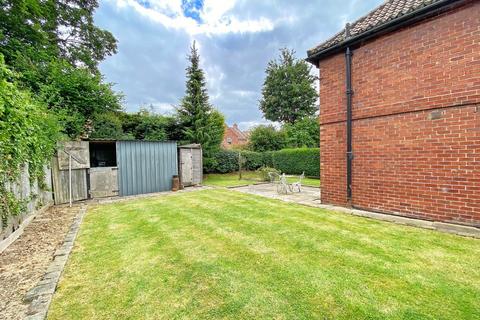 3 bedroom end of terrace house for sale, Main Street, Staveley, Knaresborough