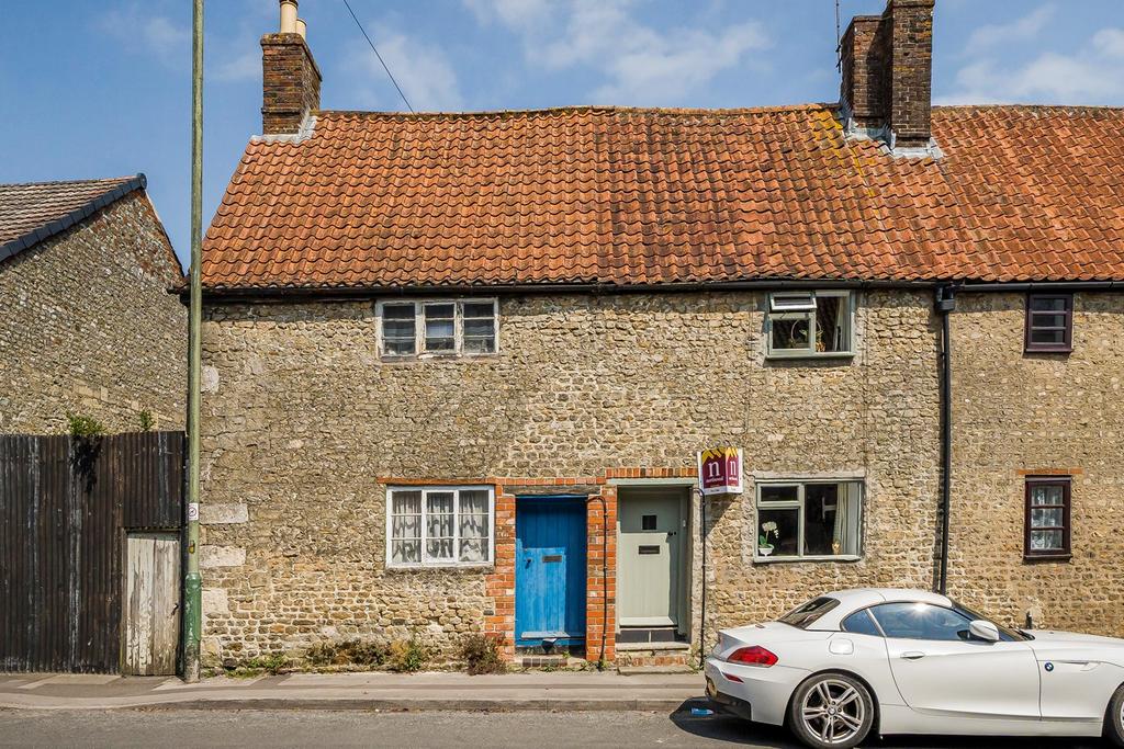 West Street, Warminster, BA12 1 bed end of terrace house £90,000