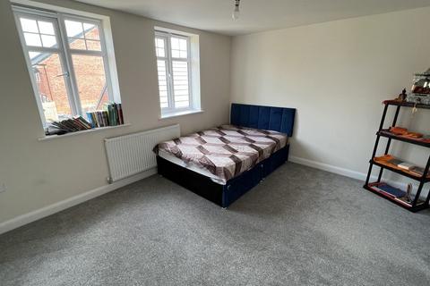 1 bedroom in a house share to rent, Cheviot Road, Westbury