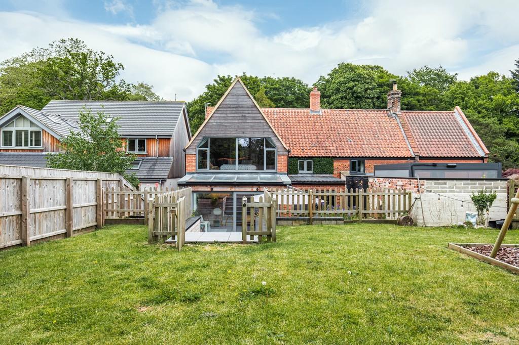 Postwick 3 bed semidetached house for sale £550,000