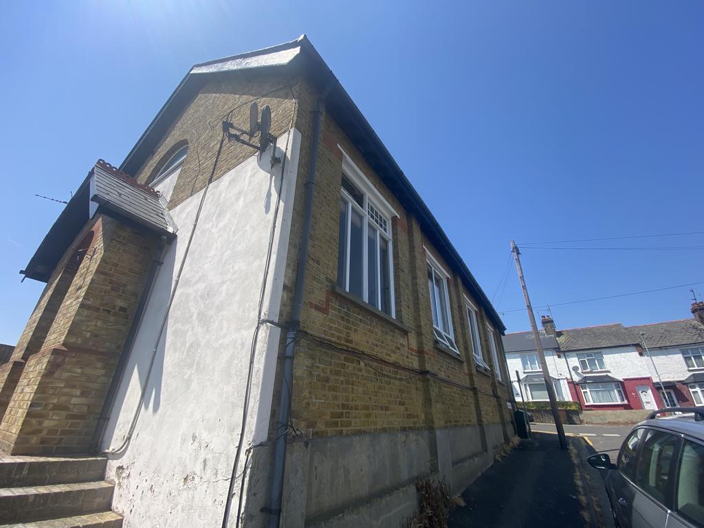 King Edward Road, Gillingham ME7 1 bed apartment £895 pcm (£207 pw)
