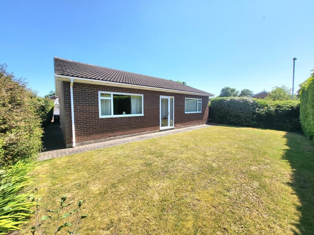Fellside Road, Whickham NE16 2 bed detached bungalow to rent £1,100