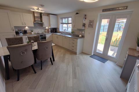 4 bedroom detached house for sale, Bambury Drive, Talke
