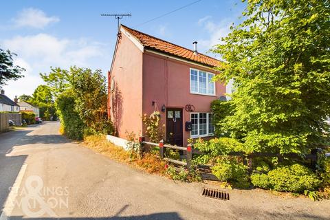 2 bedroom cottage for sale, The Street, Haddiscoe, Norwich