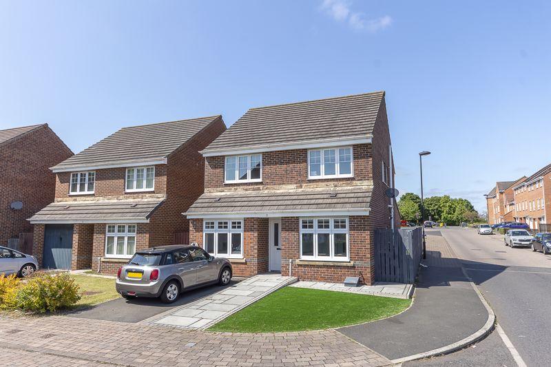 Matlock Avenue, Kenton, Newcastle upon Tyne 4 bed detached house for sale £360,000