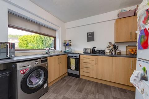 1 Beaconsfield Road, Runcorn, WA7 4BX
